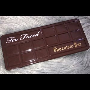 TOO FACED CHOCOLATE BAR PALETTE
